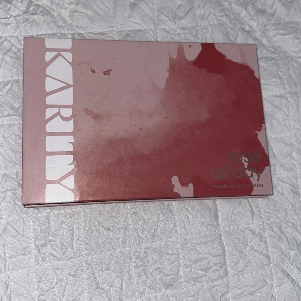 Karity matte & shimmer palette rose all day